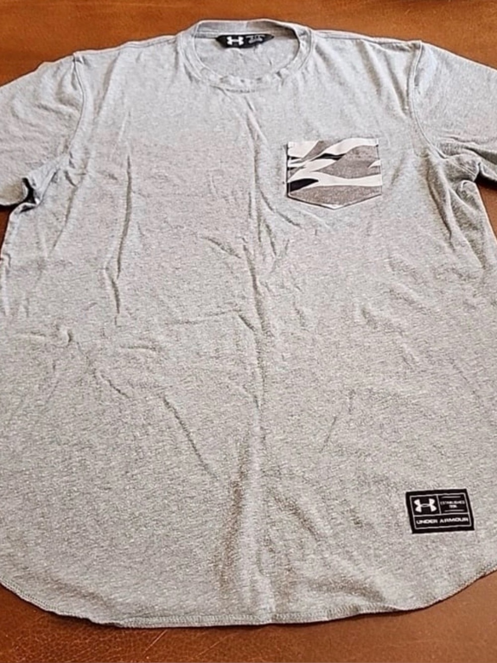 Under Armour Men's Light Gray Short-Sleeve Pocket Tee